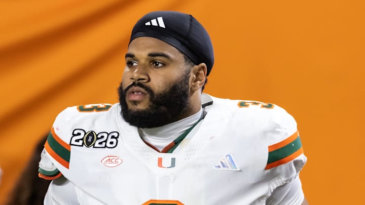 Miami Hurricanes defensive lineman Akheem Mesidor (3).
