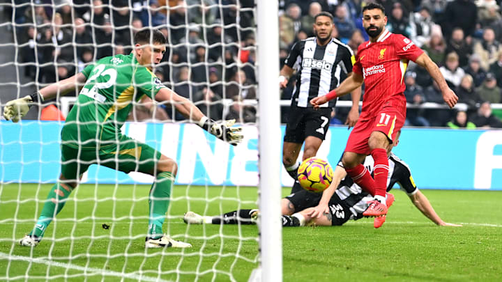 Newcastle x Liverpool se enfrentam pela Premier League 2025/26