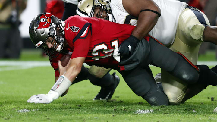 Offenses had a rough Week 15 and Sunday saw just 40 total TDs scored. 
