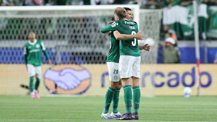 Fuchs e Murilo são zagueiros disponíveis Fuchs e Murilo são zagueiros disponíveis