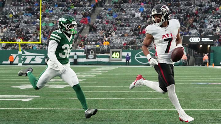 Bijan Robinson had an impressive performance in the Falcons’ loss to the Jets.