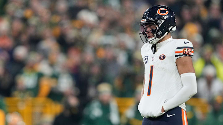 Chicago Bears v Green Bay Packers