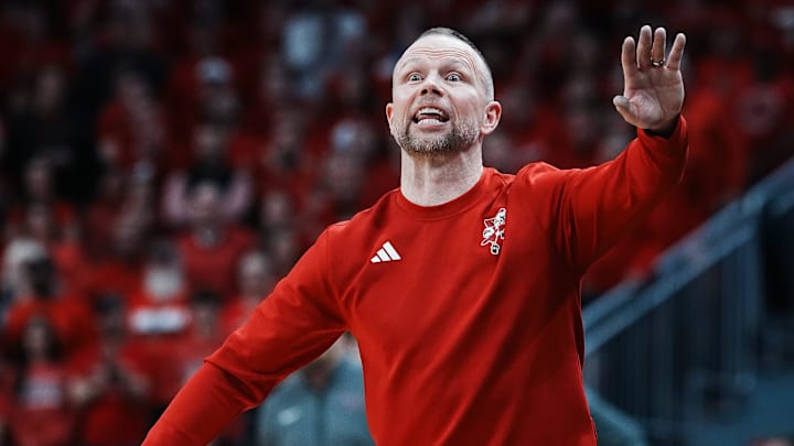 Louisville head coach Pat Kelsey instructs his team against Pittsburgh during their game at the KFC Yum! Center in Louisville, Ky. on Mar. 1, 2025.