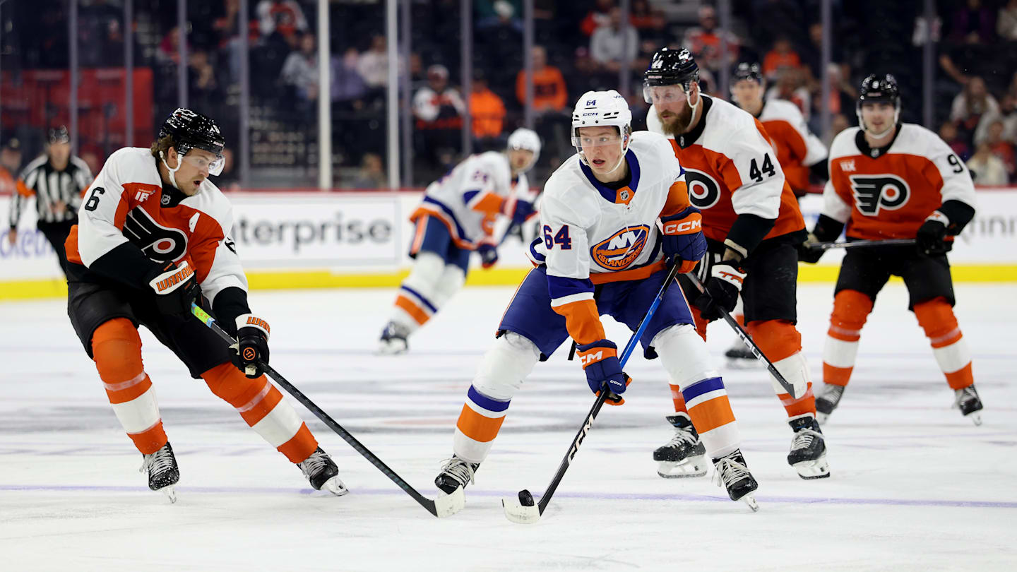 NY Islanders announce Calum Ritchie injury timeline after leaving Friday night's game