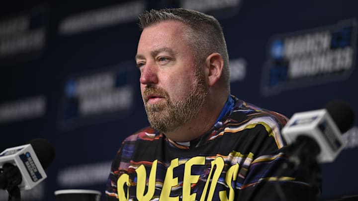 Queens University of Charlotte Royals head coach Grant Leonard talks to the media. Queens University of Charlotte Royals head coach Grant Leonard talks to the media.