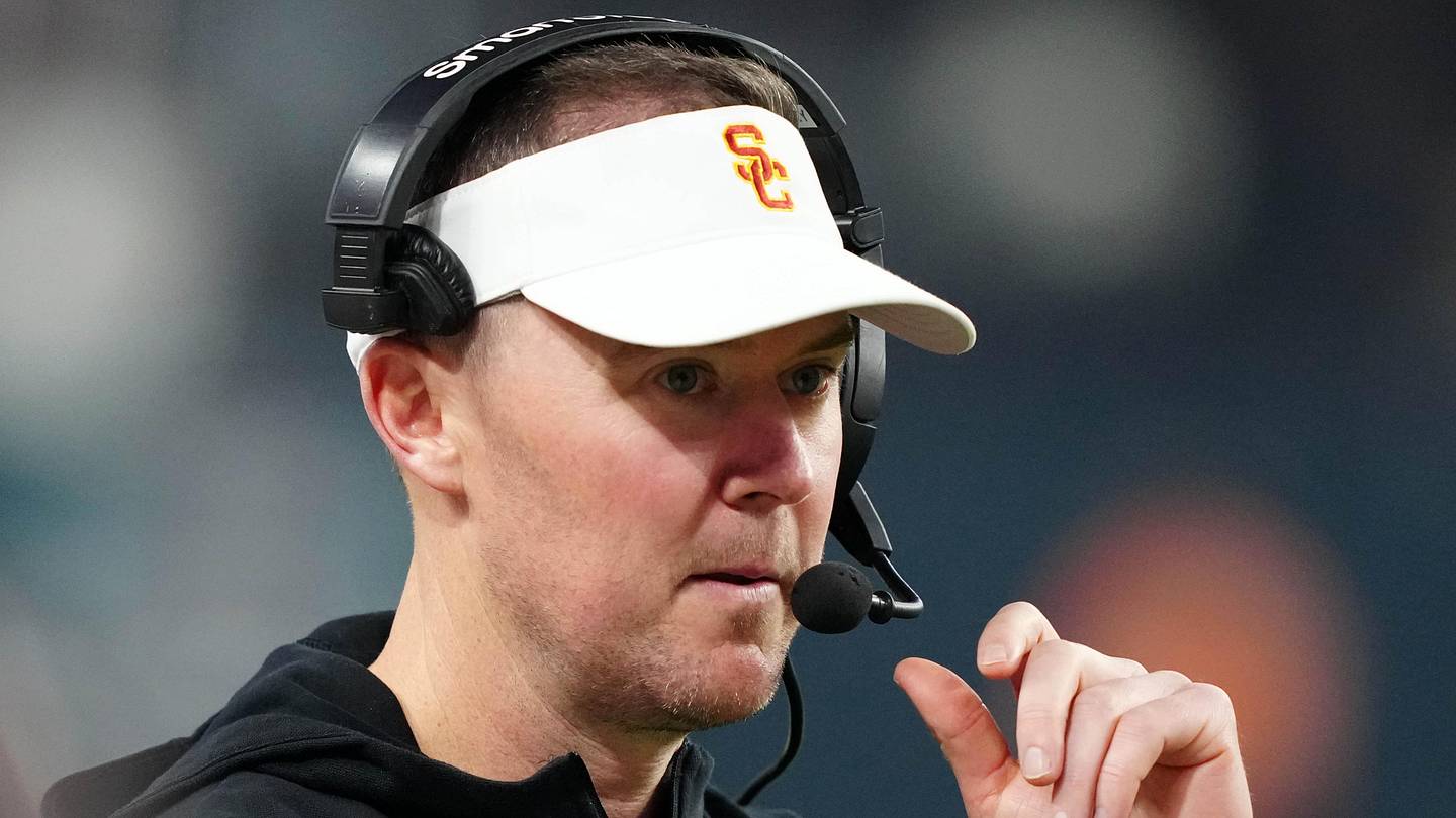 USC Offers Texas Four-Star Offensive Tackle With Big Recruiting Upside