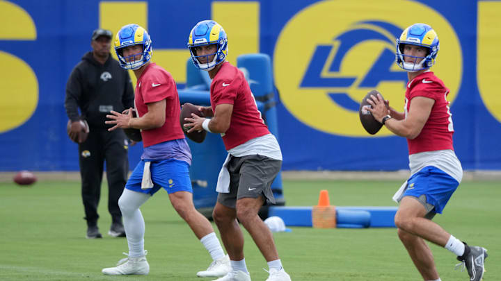 Los Angeles Rams quarterbacks Matthew Stafford, Jimmy Garoppolo and Stetson Bennett throw the ball during organized team activities at Rams Practice Facility. Lee-Imagn Images