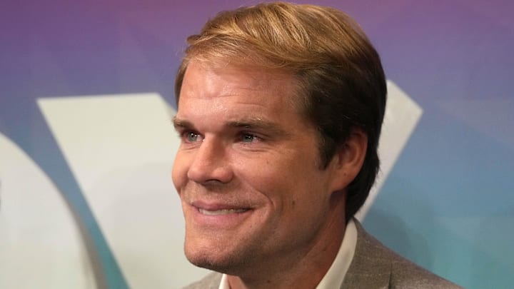 NFL fans want Greg Olsen calling the best game each week.