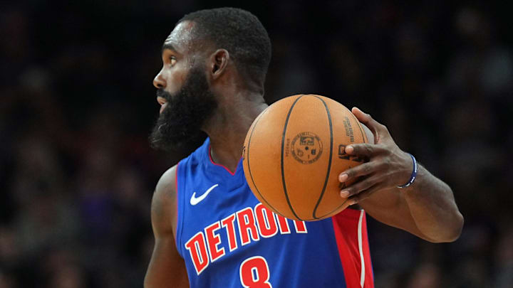 Oct 11, 2024; Phoenix, Arizona, USA; Detroit Pistons forward Tim Hardaway Jr. (8) dribbles against the Phoenix Suns during the second half at Footprint Center. Mandatory Credit: Joe Camporeale-Imagn Images Oct 11, 2024; Phoenix, Arizona, USA; Detroit Pistons forward Tim Hardaway Jr. (8) dribbles against the Phoenix Suns during the second half at Footprint Center. Mandatory Credit: Joe Camporeale-Imagn Images