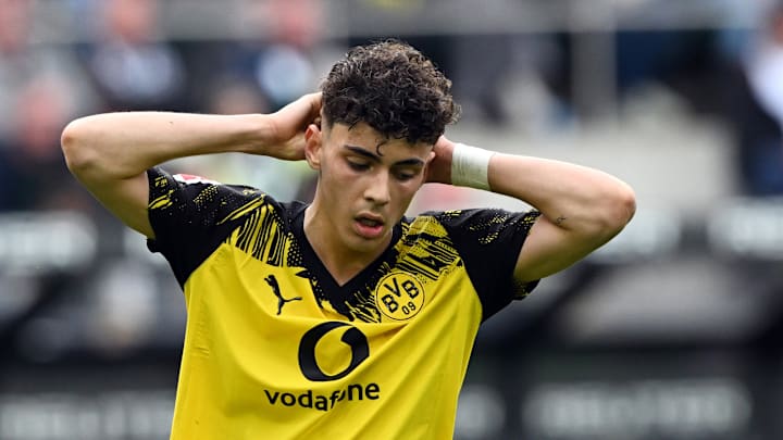Samuele Inacio bleibt dem BVB erhalten