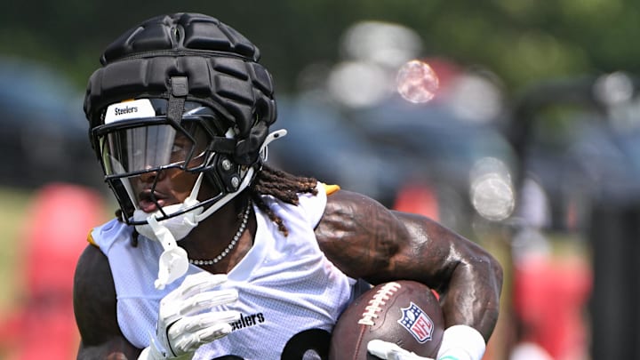 Jul 25, 2025; Pittsburgh, PA, USA; Pittsburgh Steelers running back Kaleb Johnson (20) participates in drills during training camp at Saint Vincent College. Mandatory Credit: Barry Reeger-Imagn Images