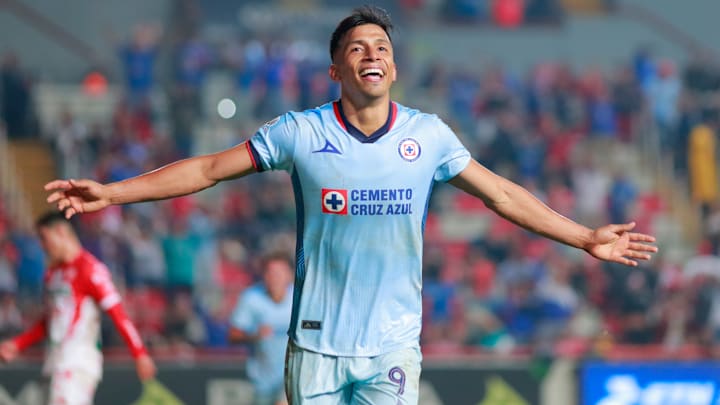 Tras convertir un triplete ante Necaxa, Ángel Sepúlveda podría repetir como titular con Cruz Azul ante los Pumas.