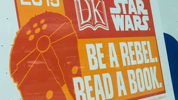 Star Wars advertisement: be a rebel, read a book

Reading...