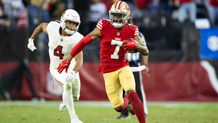 Dec 17, 2023; Glendale, Arizona, USA; San Francisco 49ers cornerback Charvarius Ward (7) against Arizona Cardinals wide receiver Rondale Moore (4) at State Farm Stadium. Mandatory Credit: Mark J. Rebilas-Imagn Images