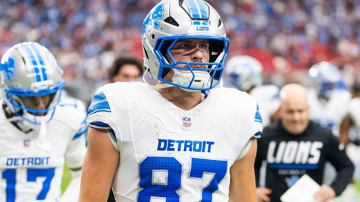 Oct 11, 2026; Glendale, Arizona, USA; Detroit Lions tight end Sam LaPorta (87) against the Arizona Cardinals at State Farm Stadium. Mandatory Credit: Mark J. Rebilas-Imagn Images Oct 11, 2026; Glendale, Arizona, USA; Detroit Lions tight end Sam LaPorta (87) against the Arizona Cardinals at State Farm Stadium. Mandatory Credit: Mark J. Rebilas-Imagn Images