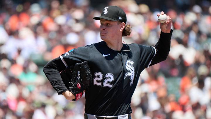 May 24, 2026; San Francisco, California, USA; Chicago White Sox starting pitcher Noah Schultz (22) throws a pitch against the San Francisco Giants during the first inning at Oracle Park. Mandatory Credit: Robert Edwards-Imagn Images