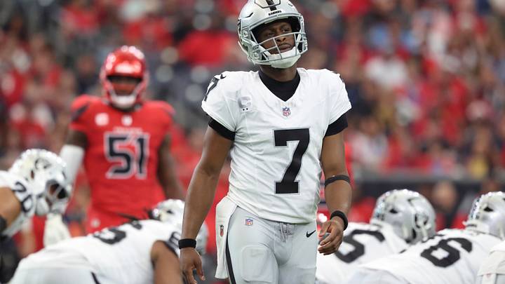 Dec 21, 2025; Houston, Texas, USA; Las Vegas Raiders quarterback Geno Smith (7) reacts after a play during the game against the Houston Texans at NRG Stadium. Mandatory Credit: Troy Taormina-Imagn Images Dec 21, 2025; Houston, Texas, USA; Las Vegas Raiders quarterback Geno Smith (7) reacts after a play during the game against the Houston Texans at NRG Stadium. Mandatory Credit: Troy Taormina-Imagn Images