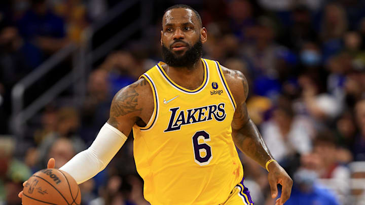 LeBron James alcanzó una nueva marca con los Lakers 