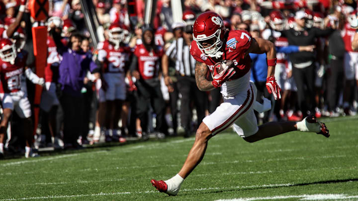 Oklahoma wide receiver Zion Kearney Oklahoma wide receiver Zion Kearney