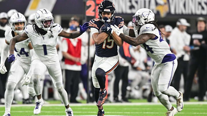Rome Odunze hauls in a catch over the middle against the Vikings in Monday's 30-12 win over the Bears.
