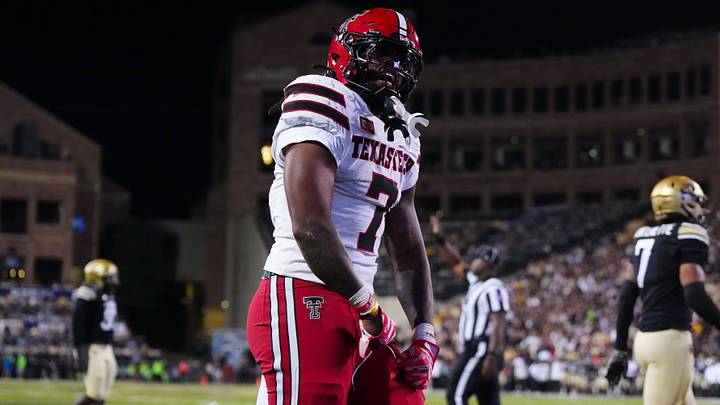 Oct 3, 2026; Boulder, Colorado, USA; Texas Tech Red Raiders tight end Terrance Carter Jr. (7) reacts to his touchdown reception in the third quarter against the Colorado Buffaloes at Folsom Field. Mandatory Credit: Ron Chenoy-Imagn Images Oct 3, 2026; Boulder, Colorado, USA; Texas Tech Red Raiders tight end Terrance Carter Jr. (7) reacts to his touchdown reception in the third quarter against the Colorado Buffaloes at Folsom Field. Mandatory Credit: Ron Chenoy-Imagn Images