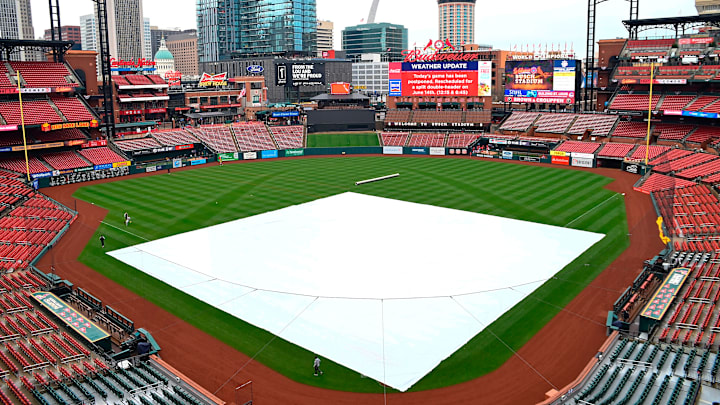 Pittsburgh Pirates v St. Louis Cardinals