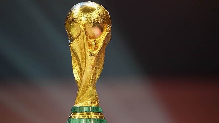 Le trophée de la coupe du Monde.