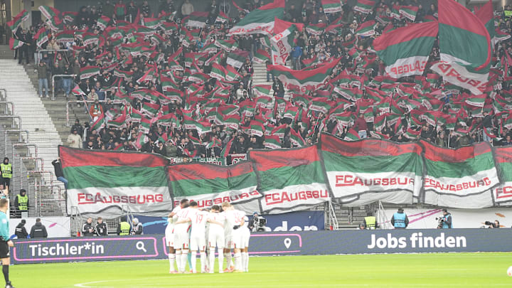 Der FCA ist auf der Suche nach einer Verstärkung im Defensivzentrum fündig geworden 