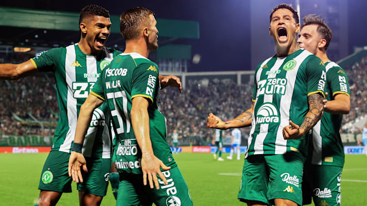 Chapecoense x Vitória se enfrentam pela 10ª rodada do Brasileirão 2026