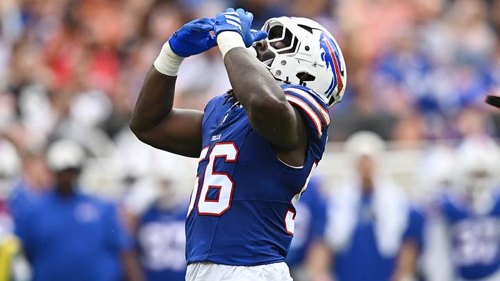 Buffalo Bills EDGE Javon Solomon celebrates after a sack during the first half against the Cleveland Browns. Buffalo Bills EDGE Javon Solomon celebrates after a sack during the first half against the Cleveland Browns.
