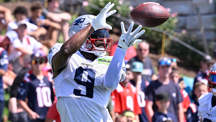 New England Patriots wide receiver Kayshon Boutte (9) makes a catch during training camp at Gillette Stadium.