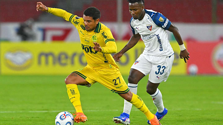 No Equador, LDU aproveitou altitude e ganhou por 2 a 0