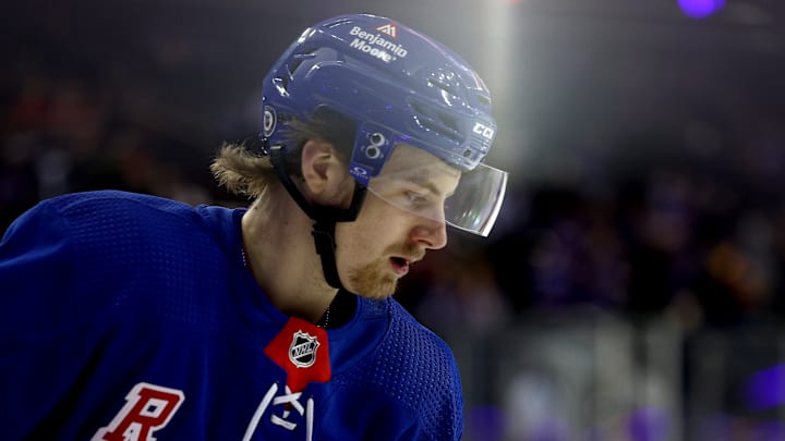 Chicago Blackhawks v New York Rangers
