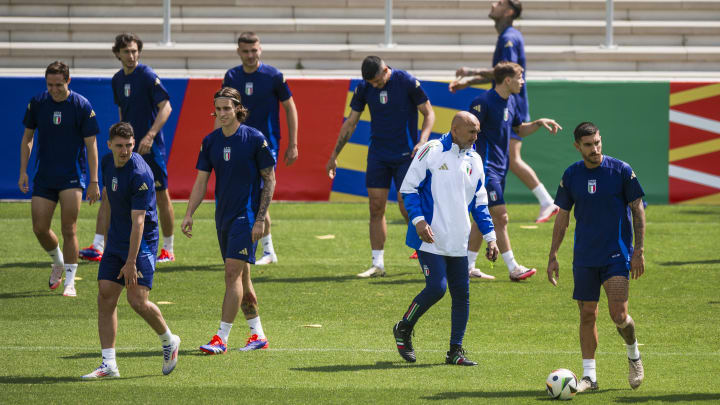 Luciano Spalletti (C), head coach of Italy, looks on amidst... Luciano Spalletti (C), head coach of Italy, looks on amidst...