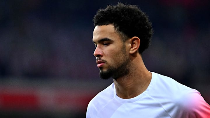 Warren Zaïre-Emery, Paris Saint-Germain Warren Zaïre-Emery, Paris Saint-Germain