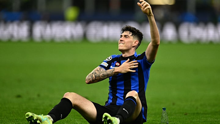 TOPSHOT-FBL-EUR-C1-INTER-AC MILAN
