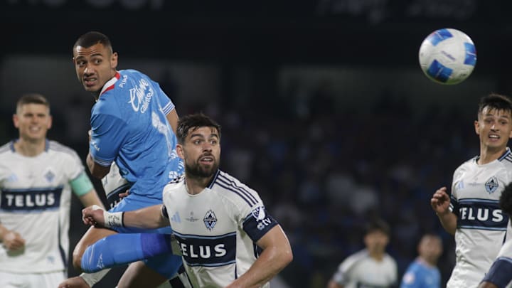 Giorgos Giakoumakis, Cruz Azul.