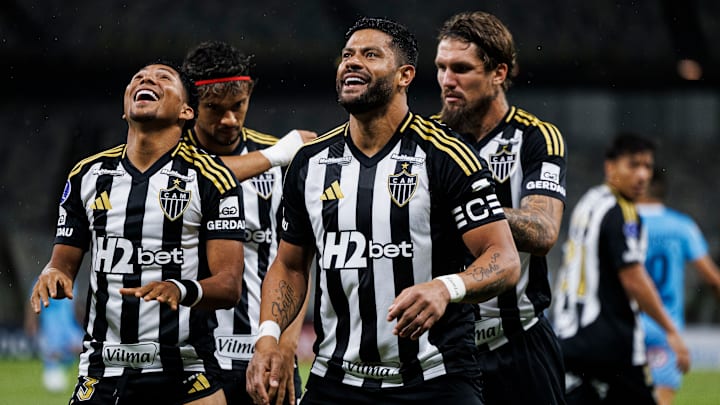 Rony e Hulk devem ser titulares do Galo Rony e Hulk devem ser titulares do Galo
