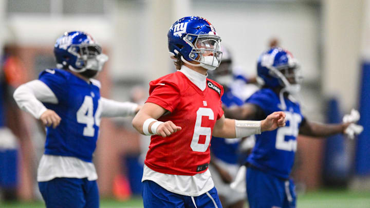 Jun 17, 2025; East Rutherford, NJ, USA; New York Giants quarterback Jaxson Dart (6) warms up during minicamp at Quest Diagnostics Training Center. Mandatory Credit: John Jones-Imagn Images Jun 17, 2025; East Rutherford, NJ, USA; New York Giants quarterback Jaxson Dart (6) warms up during minicamp at Quest Diagnostics Training Center. Mandatory Credit: John Jones-Imagn Images