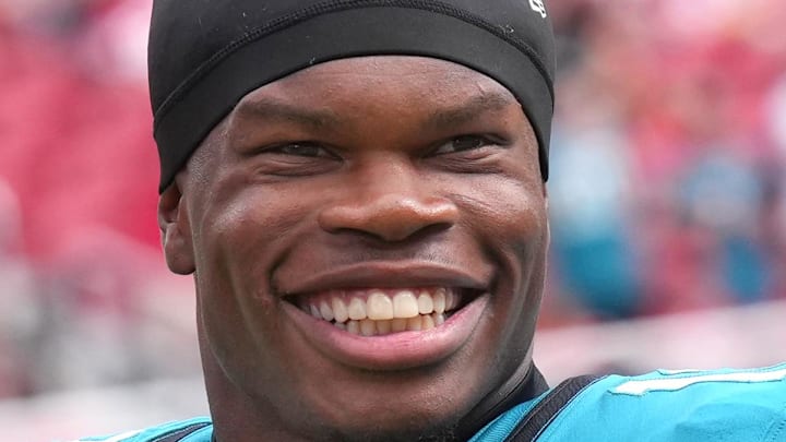 Travis Hunter knee injury surgery NFL rookie Jacksonville Jaguars Liam Coen Deion Sanders Colorado Buffaloes two-way playe