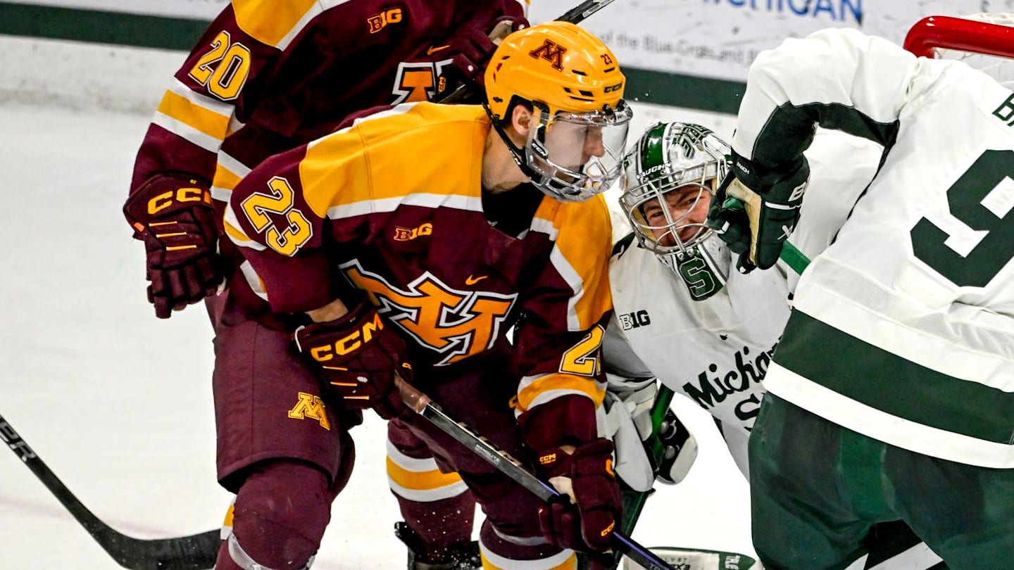 Gopher Hockey Reportedly Losing Veteran to Transfer Portal