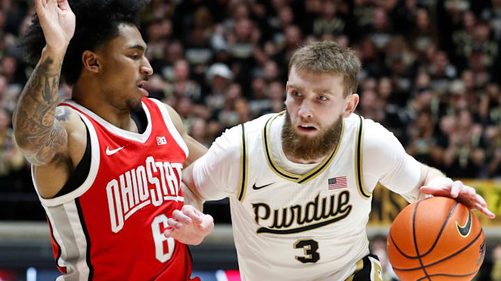 Ohio State's Ques Glover defends against Purdue's Braden Smith during the Buckeyes 73-70 win Tuesday over the Boilermakers. Ohio State's Ques Glover defends against Purdue's Braden Smith during the Buckeyes 73-70 win Tuesday over the Boilermakers.