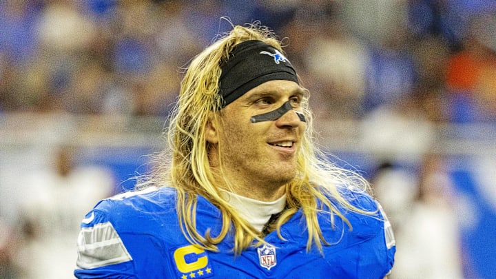 Detroit Lions linebacker Alex Anzalone (34) leaves the field after the game against the Cleveland Browns at Ford Field.