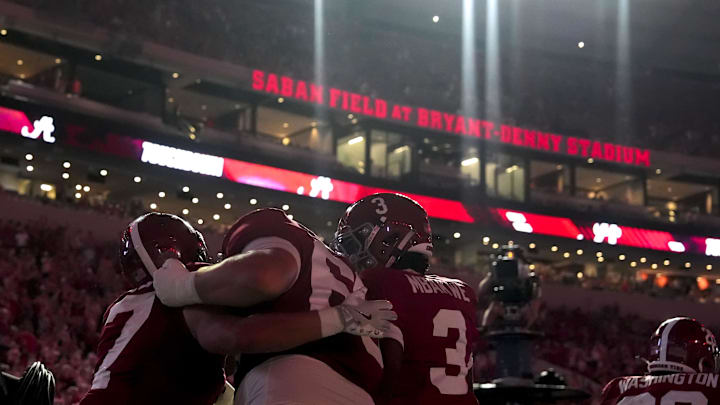 Sep 6, 2025; Tuscaloosa, Alabama, USA; Alabama wide receiver Cole Adams (7) celebrates his touchdown with teammates at Saban Field at Bryant-Denny Stadium. Alabama defeated UL Monroe 73-0. Mandatory Credit: Gary Cosby Jr.-Imagn Images Sep 6, 2025; Tuscaloosa, Alabama, USA; Alabama wide receiver Cole Adams (7) celebrates his touchdown with teammates at Saban Field at Bryant-Denny Stadium. Alabama defeated UL Monroe 73-0. Mandatory Credit: Gary Cosby Jr.-Imagn Images
