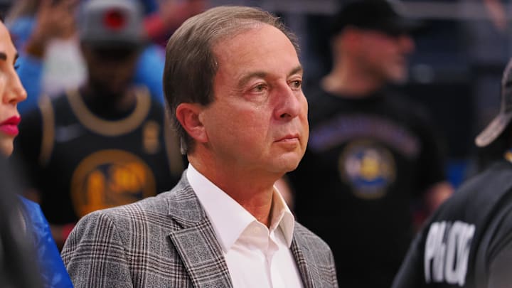 Warriors owner Joe Lacob surprised a fan by replying to his email. 