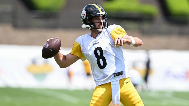 Aug 03, 2026; Latrobe, PA, USA; Pittsburgh Steelers quarterback Aaron Rodgers (8) throws a pass during a practice session at Training camp at Saint Vincent College. Mandatory Credit: Barry Reeger-Imagn Images Aug 03, 2026; Latrobe, PA, USA; Pittsburgh Steelers quarterback Aaron Rodgers (8) throws a pass during a practice session at Training camp at Saint Vincent College. Mandatory Credit: Barry Reeger-Imagn Images