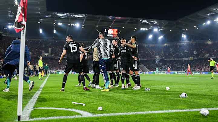 Sport-Club Freiburg v Juventus: Round of 16 Leg Two - UEFA Europa League