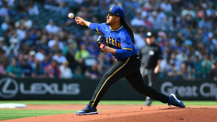 Aug 11, 2024; Seattle, Washington, USA; Seattle Mariners starting pitcher Luis Castillo (58) pitches to the New York Mets during the first inning at T-Mobile Park. 