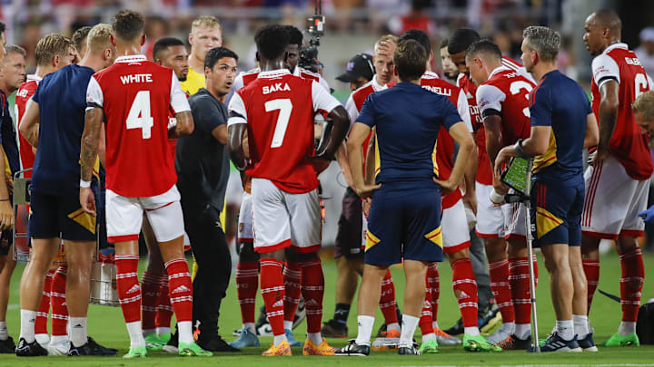 Jul 23, 2022; Orlando, FL, USA; Arsenal head coach Mikel Arteta talks to his players during a cooling break in the first half against Chelsea at Camping World Stadium. Mandatory Credit: Sam Navarro-Imagn Images