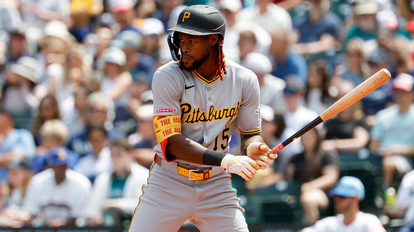 Pirates find themselves on the wrong side of history again after
